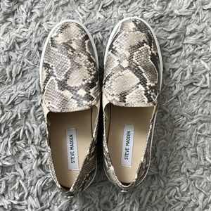 Steve Madden shoes size 9.5
